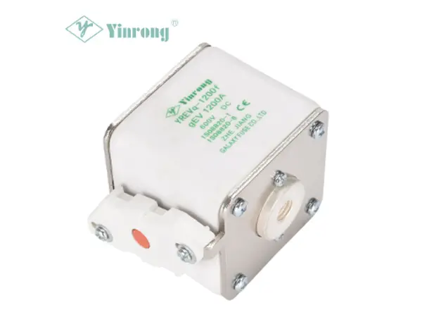 EV Automotive va EVSE Fuse funktsiyasi nimadan iborat?